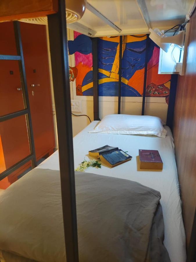 The Hood Hostel บังกาลอร์ ภายนอก รูปภาพ